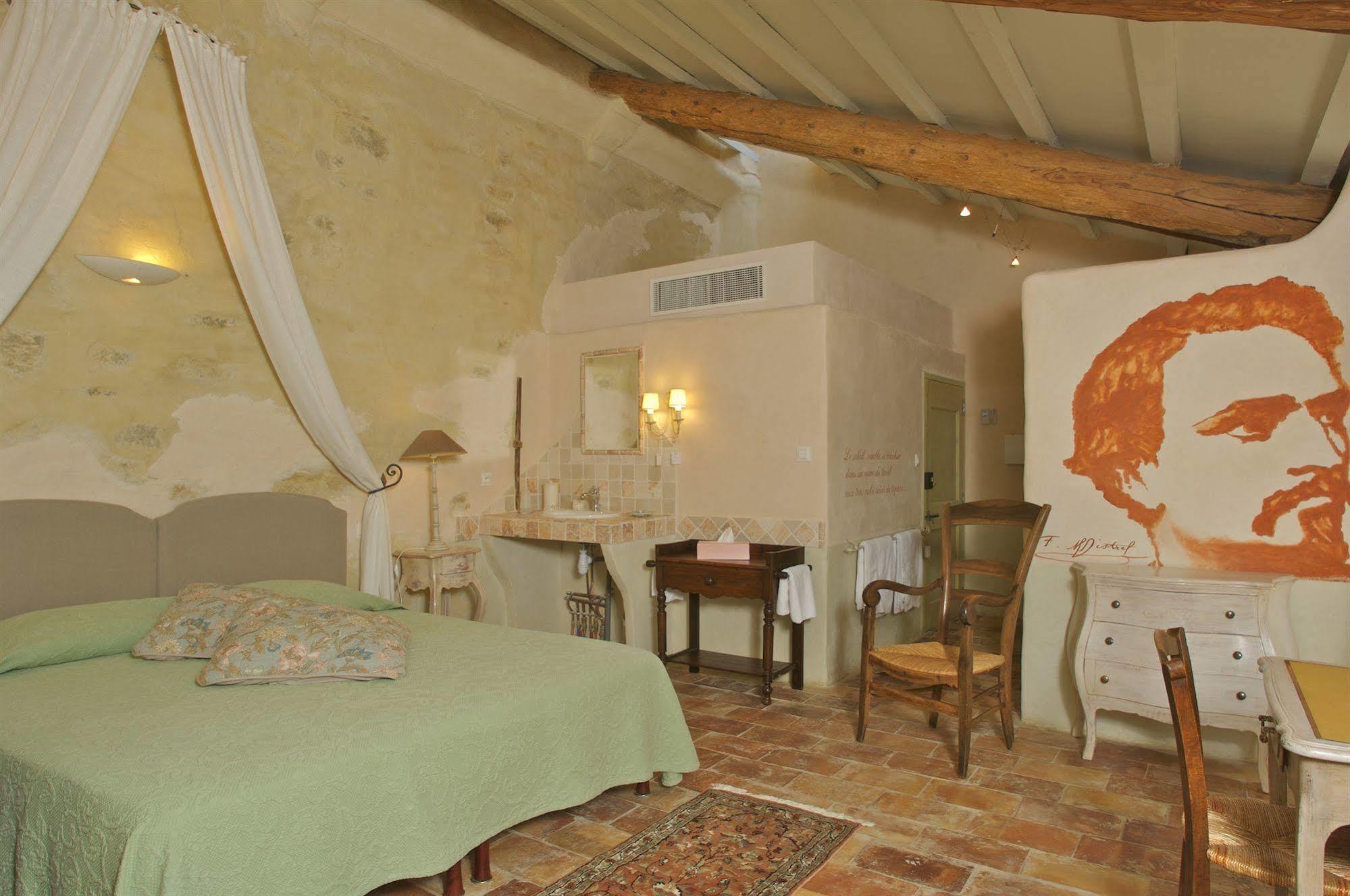 Chateau Juvenal Hotel Saint-Hippolyte-le-Graveyron Buitenkant foto